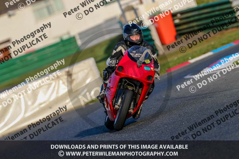 PJM Wedding Photography;enduro digital images;event digital images;eventdigitalimages;mallory park;mallory park photographs;mallory park trackday;mallory park trackday photographs;no limits trackdays;peter wileman photography;racing digital images;trackday digital images;trackday photos